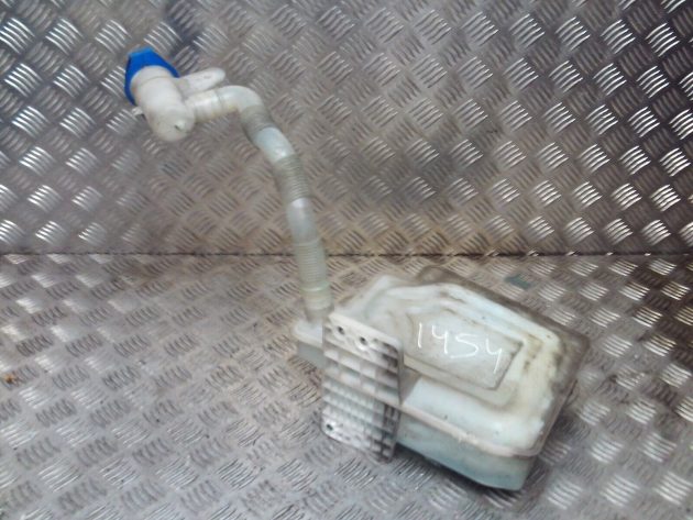2012 GENUINE AUDI A3 8P FRONT WINDSCREEN WASHER BOTTLE 1K0955453Q