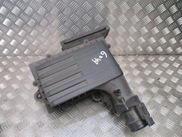 2015 GENUINE AUDI A3 8V 1.6TDI AIR FILTER BOX 5Q0129607AE 5Q0129601AG 04L906461B - Image 2