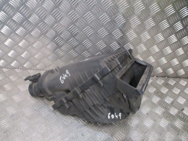 2015 GENUINE AUDI A3 8V 1.6TDI AIR FILTER BOX 5Q0129607AE 5Q0129601AG 04L906461B - Image 4