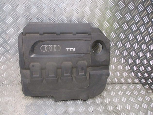 2015 GENUINE AUDI A3 8V ENGINE TOP PLASTIC COVER 04L103925R