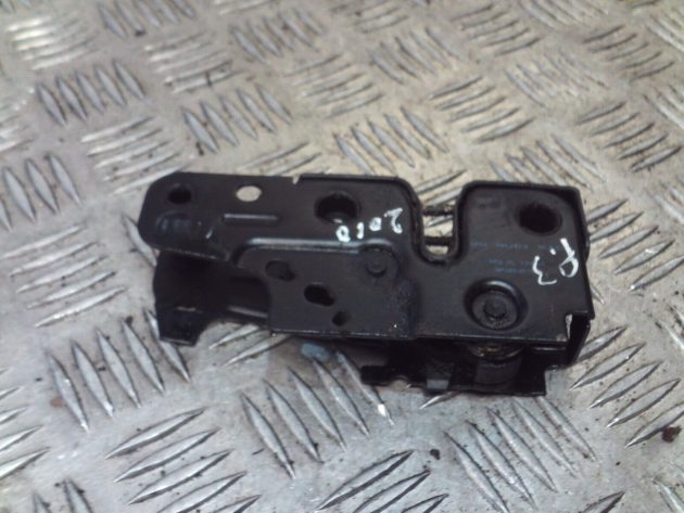 2012 GENUINE AUDI A3 8P FRONT BONNET LOCK MECHANISM 8P0823509