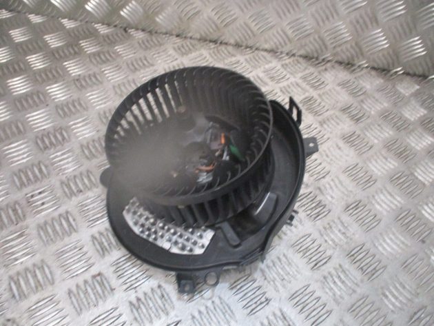 2014 GENUINE AUDI A3 8V HEATER BLOWER MOTOR FAN 5Q0907521C - Image 2