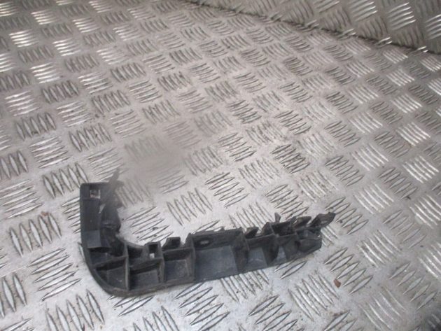 2014 AUDI A3 8V FRONT LEFT PASSENGER SIDE BUMPER MOUNT BRACKET 8V3807183A OEM - Image 3
