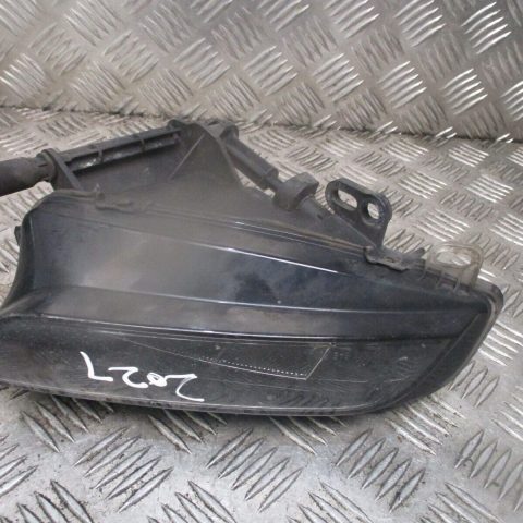 2014 GENUINE AUDI A3 8V FRONT RIGHT DRIVER SIDE FOG LIGHT LAMP 8V0941700C