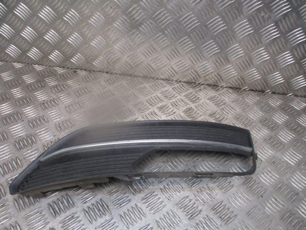 2014 GENUINE AUDI A3 8V FRONT RIGHT DRIVER SIDE LOWER BUMPER GRILL 8V3807682A