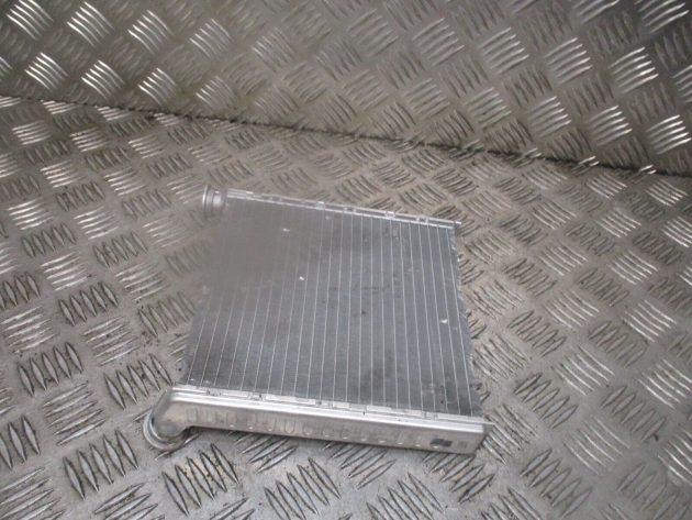 2014 GENUINE AUDI A3 8V VALEO HEATER MATRIX RADIATOR 5Q0819031 - Image 2