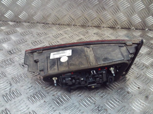 2015 GENUINE AUDI A3 8V 3DOOR INNER LEFT PASSENGER SIDE TAILLIGHT LAMP 8V5945093 - Image 3