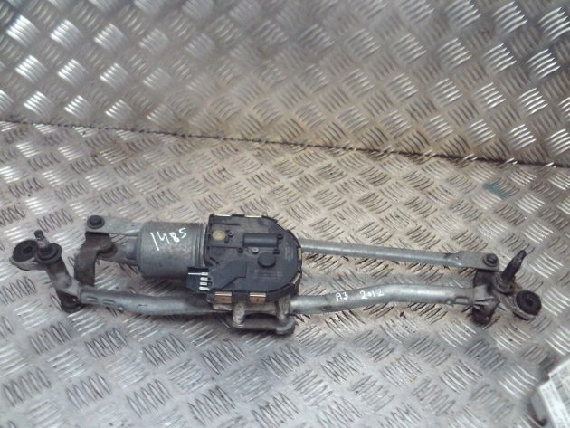 2012 GENUINE AUDI A3 8P FRONT WINDSCREEN WIPER MOTOR LINKAGE 8P2955023L