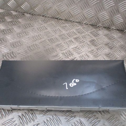 2014 GENUINE AUDI A3 8V FRONT RIGHT DRIVER SIDE KNEE BAG 8V2880841C