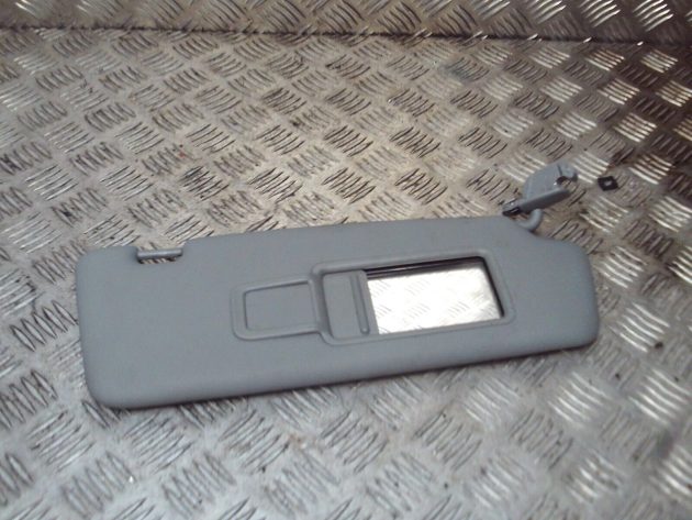 2015 GENUINE AUDI A3 8V FRONT RIGHT DRIVER SIDE SUNVISOR 8V0857552 - Image 2