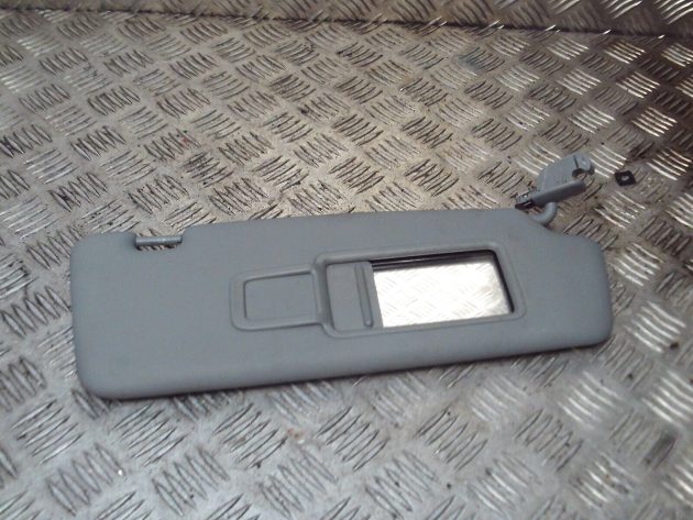 2015 GENUINE AUDI A3 8V FRONT RIGHT DRIVER SIDE SUNVISOR 8V0857552 - Image 3