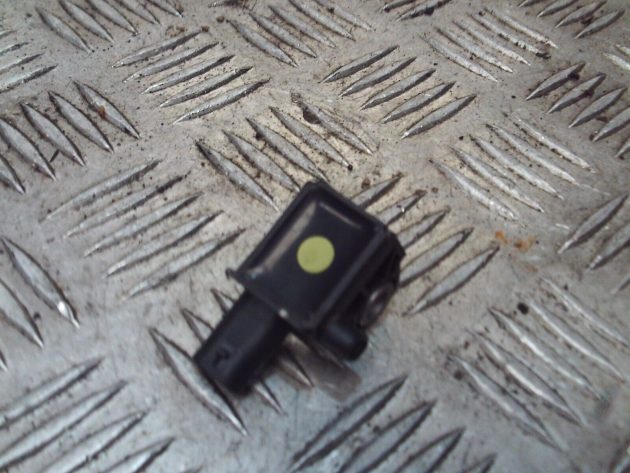 2015 GENUINE AUDI A3 8V CRASH IMAPCT SENSOR 5Q0959851B