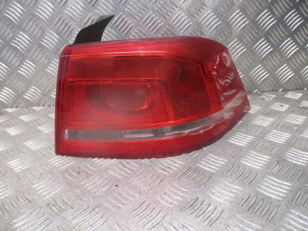 2014 VW PASSAT B7 SALOON REAR RIGHT DRIVER SIDE TAILLIGHT LAMP 3AE945096F OEM