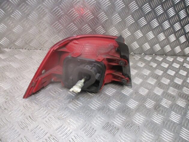 2014 VW PASSAT B7 SALOON REAR RIGHT DRIVER SIDE TAILLIGHT LAMP 3AE945096F OEM - Image 4