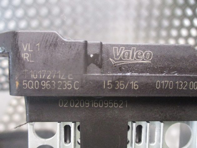 2016 GENUINE AUDI A3 8V VALEO HEATER MATRIX RADIATOR 5Q0963235C - Image 2