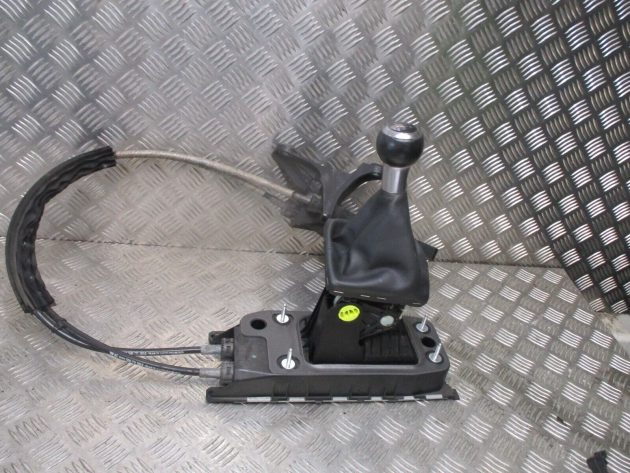 2016 GENUINE AUDI A3 8V 6 SPEED GEAR SELECTOR LINKAGE 5Q0711049AP - Image 5