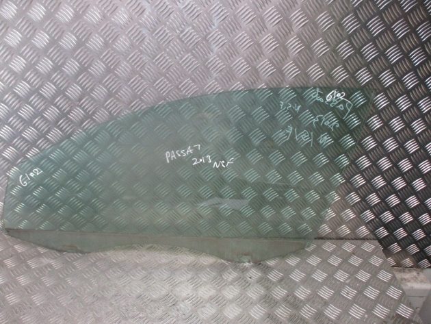 2013 GENUINE VW PASSAT FRONT LEFT PASSENGER SIDE DOOR WINDOW GLASS NSF - Image 3