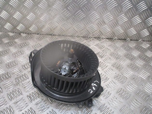 2017 GENUINE AUDI A3 8V HEATER BLOWER FAN MOTOR 5Q0907521C