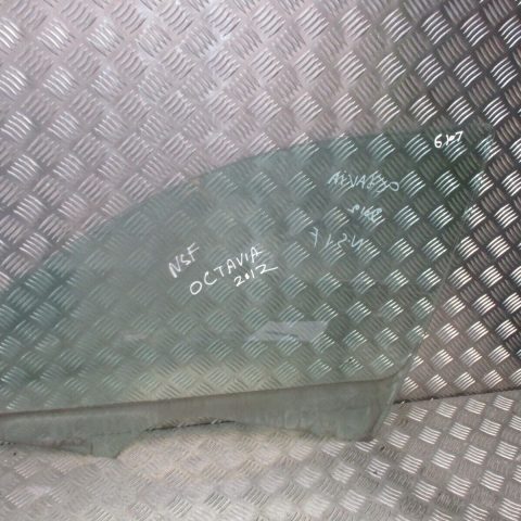 2012 GENUINE SKODA OCTAVIA FRONT LEFT PASSENGER SIDE DOOR WINDOW GLASS NSF