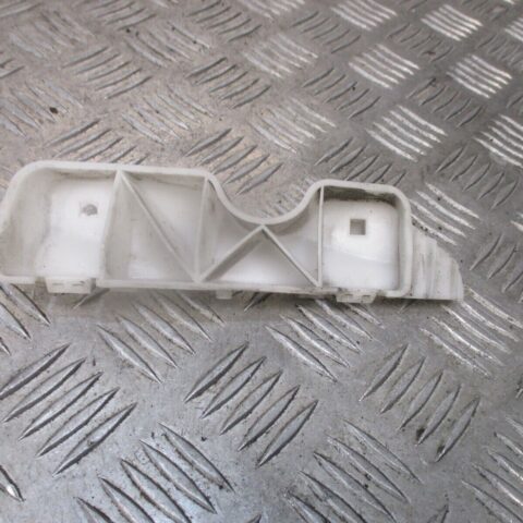 2011 NISSAN OASHQAI +2 FRONT LEFT SIDE BUMPER HOLDER BRACKET MOUNT 62223JD000