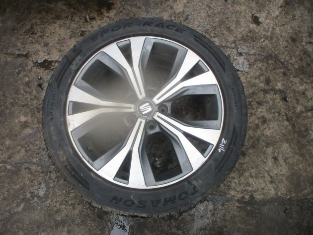 2018 GENUINE SEAT ATECA 18" ALLOY WHEEL TYRE SIZE 215/50ZR18 575601025E - Image 3