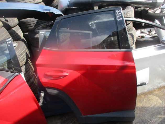 2022 GENUINE HYUNDAI TUCSON REAR RIGHT DRIVER SIDE BARE SHELL DOOR OSR - Image 2