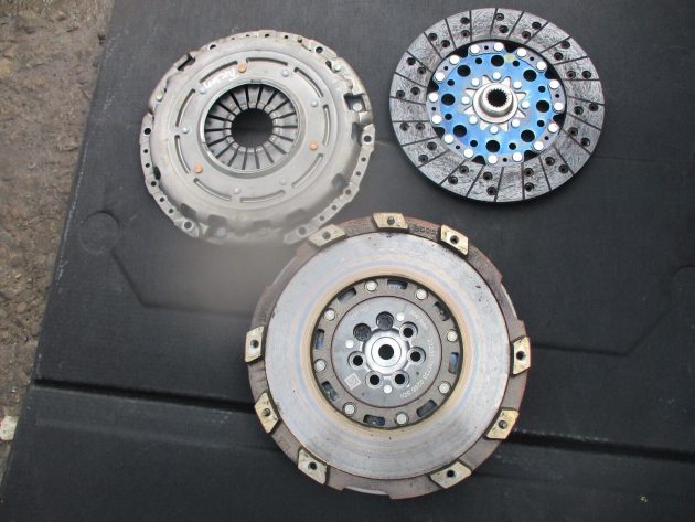 2022 GENUINE HYUNDAI TUCSON 1.6 PETROL MANUAL CLUTCH & FLYWHEEL - Image 3