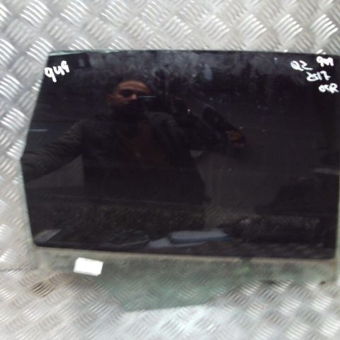 2017 GENUINE AUDI Q2 REAR RIGHT DRIVER SIDE DOOR WINDOW GLASS 81A845206