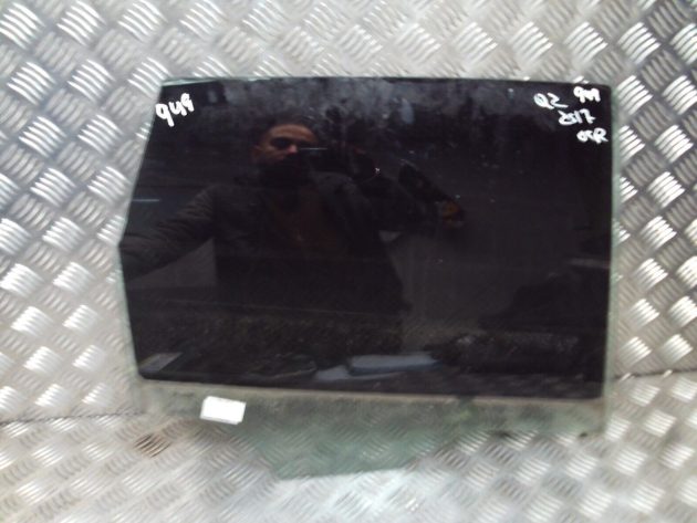 2017 GENUINE AUDI Q2 REAR RIGHT DRIVER SIDE DOOR WINDOW GLASS 81A845206