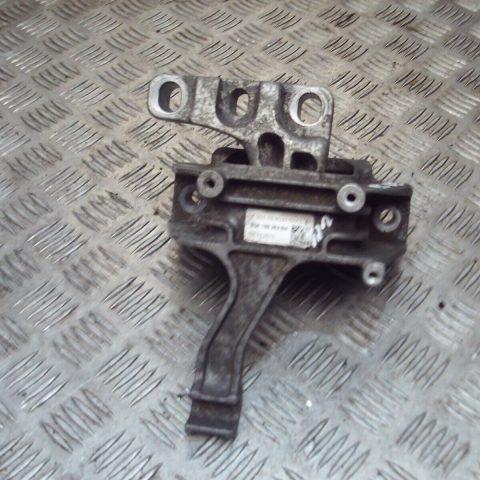 2017 GENUINE AUDI Q2 FRONT RIGHT DRIVER SIDE ENGINE MOUNT 5Q0199262BH