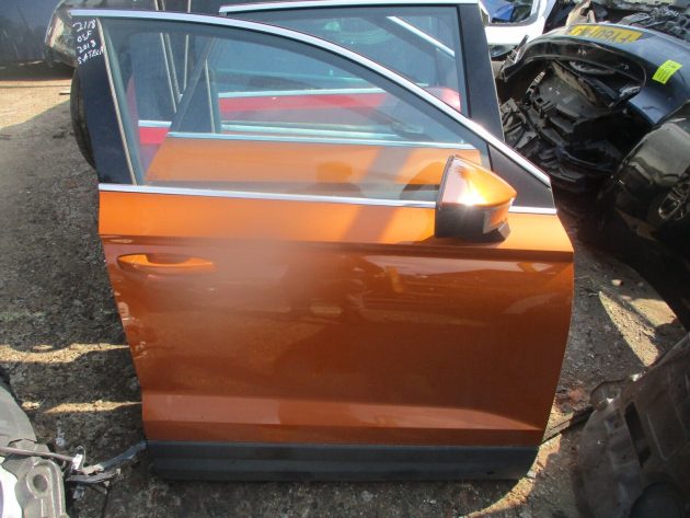 2019 GENUINE SEAT ATECA FRONT RIGHT DRIVER SIDE BARE SHELL DOOR OSF - Image 3