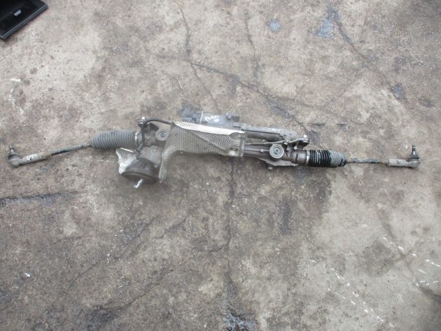 2018 GENUINE VW PASSAT B8 STEERING RACK 5Q0909144AA