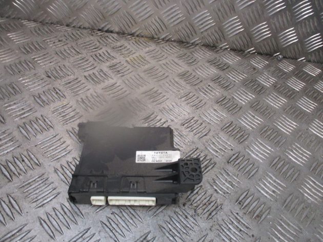 2015 GENUINE TOYOTA AURIS 1.8 HYBRID CLIMATE CONTROL MODULE UNIT 8865002E00 - Image 2