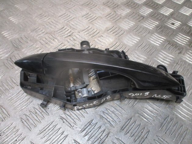 2018 GENUINE VW PASSAT B8 FRONT LEFT PASSENGER SIDE EXTERIOR DOOR HANDLE NSF - Image 2