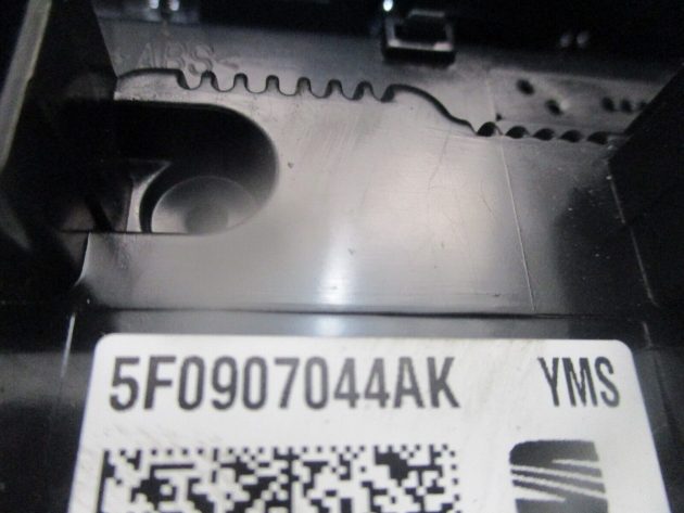2019 GENUINE SEAT ATECA HEATER AC CLIMATE CONTROL SWITCH PANEL 5F0907044AK - Image 4