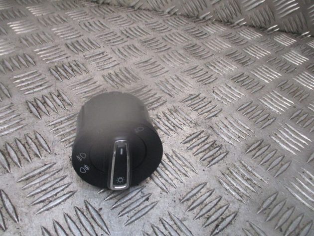 2019 GENUINE SEAT ATECA HEADLIGHT ADJUSTER CONTROL SWITCH 5G0941431AH - Image 2