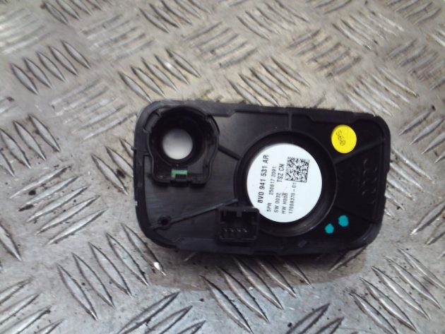 2017 GENUINE AUDI Q2 HEADLIGHT CONTROL SWITCH 8V0941531AR - Image 3