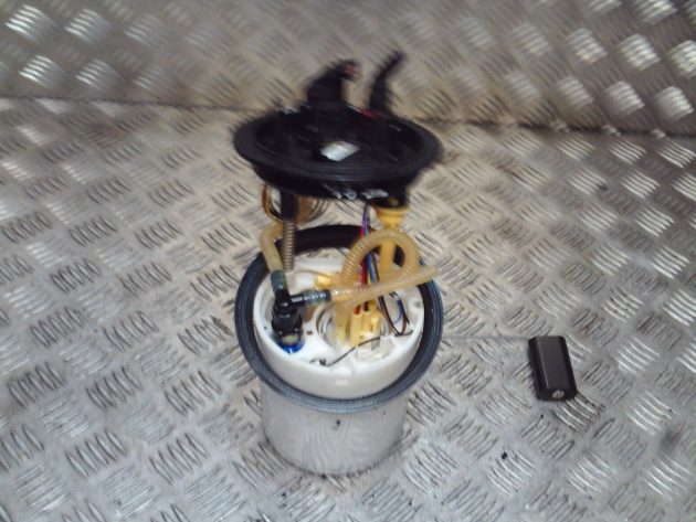 2017 GENUINE AUDI Q2 IN TANK FUEL PUMP SENDER UNIT 5Q0919050AP - Image 3