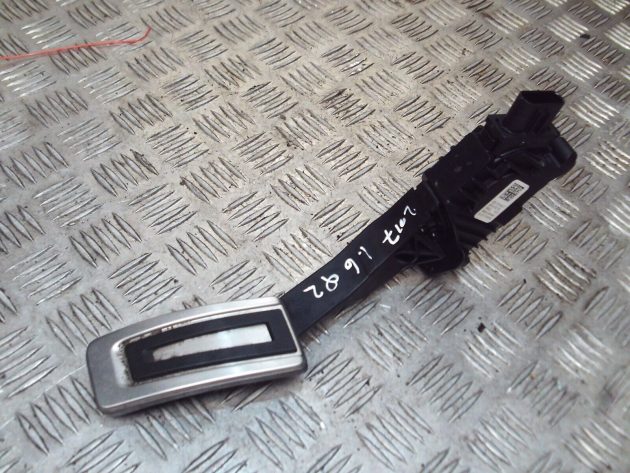 2017 GENUINE AUDI Q2 ACCELERATOR THROTTLE GAS PEDAL 5Q0723503D