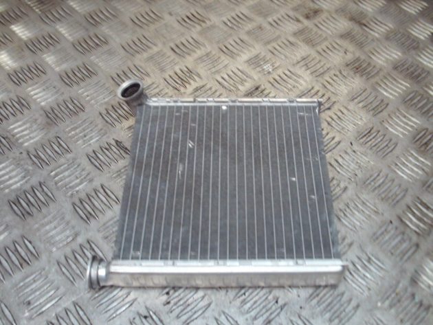 2017 GENUINE AUDI Q2 VALEO HEATER MATRIX RADIATOR - Image 2