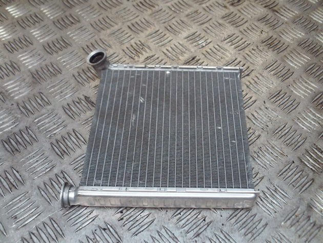 2017 GENUINE AUDI Q2 VALEO HEATER MATRIX RADIATOR - Image 3