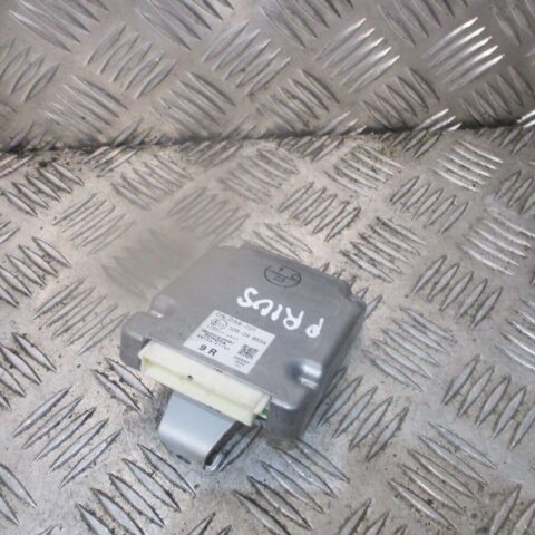 2019 GENUINE TOYOTA PRIUS PRIME CONTROL MODULE UNIT 8815047190