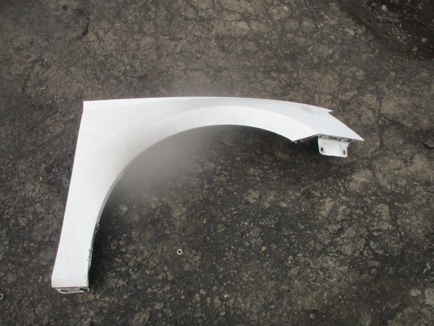 2017 GENUINE SKODA SUPERB FRONT RIGHT DRIVER SIDE WING FENDER OSF - Image 2