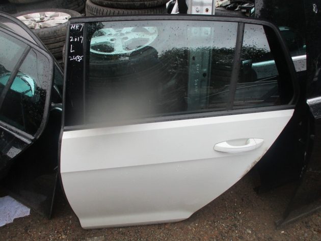 2017 GENUINE VW GOLF MK7 REAR LEFT PASSENGER SIDE BARE SHELL DOOR NSR - Image 2