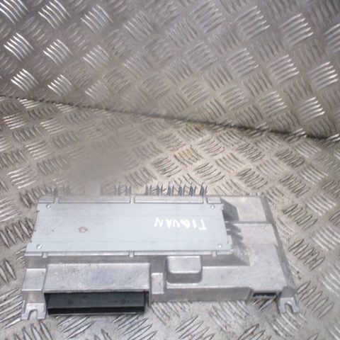 2017 GENUINE VW TIGUAN SOUND SYSTEM AMPLIFIER CONTROL MODULE UNIT 3Q0035465