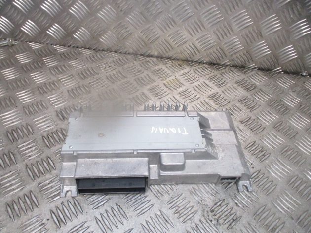 2017 GENUINE VW TIGUAN SOUND SYSTEM AMPLIFIER CONTROL MODULE UNIT 3Q0035465 - Image 2