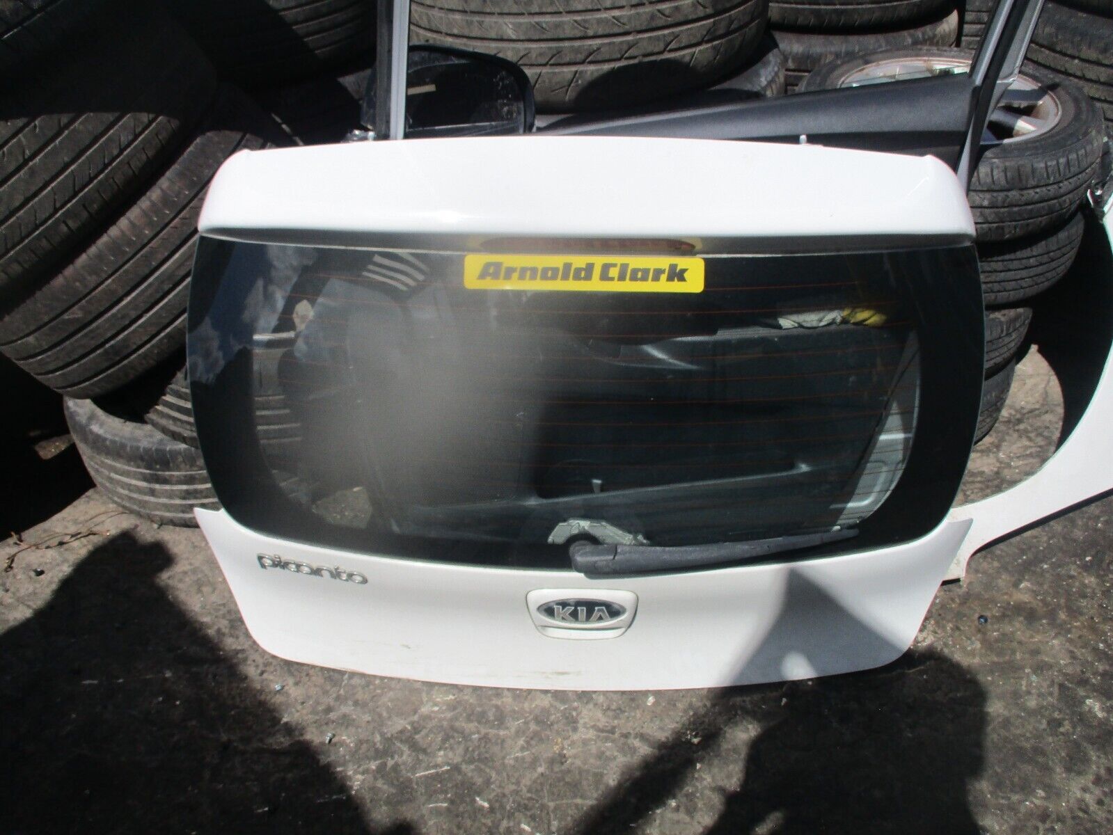 2014 GENUINE KIA PICANTO REAR BARE SHELL TAILGATE BOOTLID - Image 3