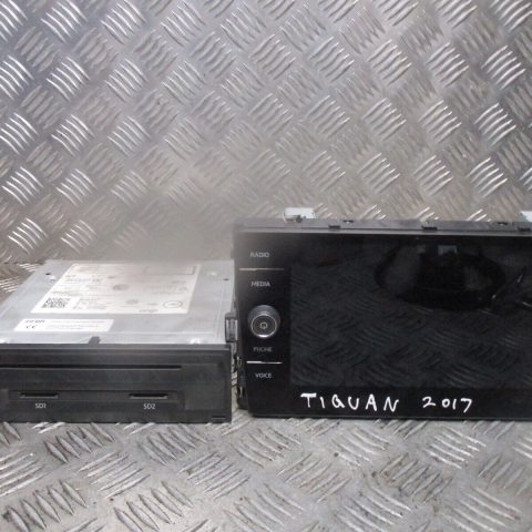 2017 GENUINE VW TIGUAN SAT NAV DISPLAY SCREEN & HEAD UNIT 3Q0035874C 5G6919605A