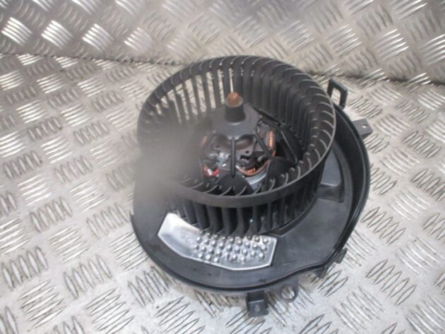 2018 GENUINE VW GOLF MK7 HEATER BLOWER MOTOR FAN & RESISTER 5Q0907521E - Image 2