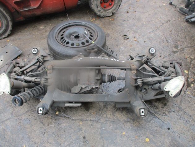 2014 GENUINE BMW 3 SERIES REAR AXLE SUBFRAME